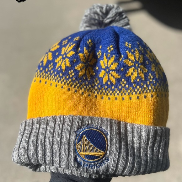 Golden State Warrior Mitchell and Ness beanie multicolor Sz OS winter outdoor - Picture 1 of 7